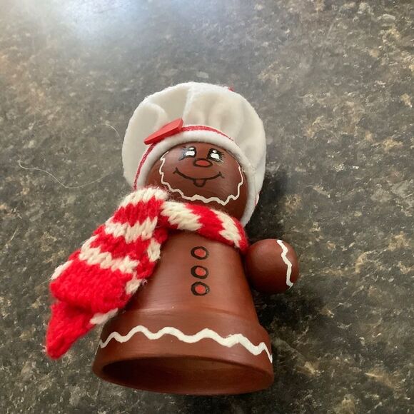 Hand crafted Christmas ornament gingerbread clay pot - Picture 2 of 8